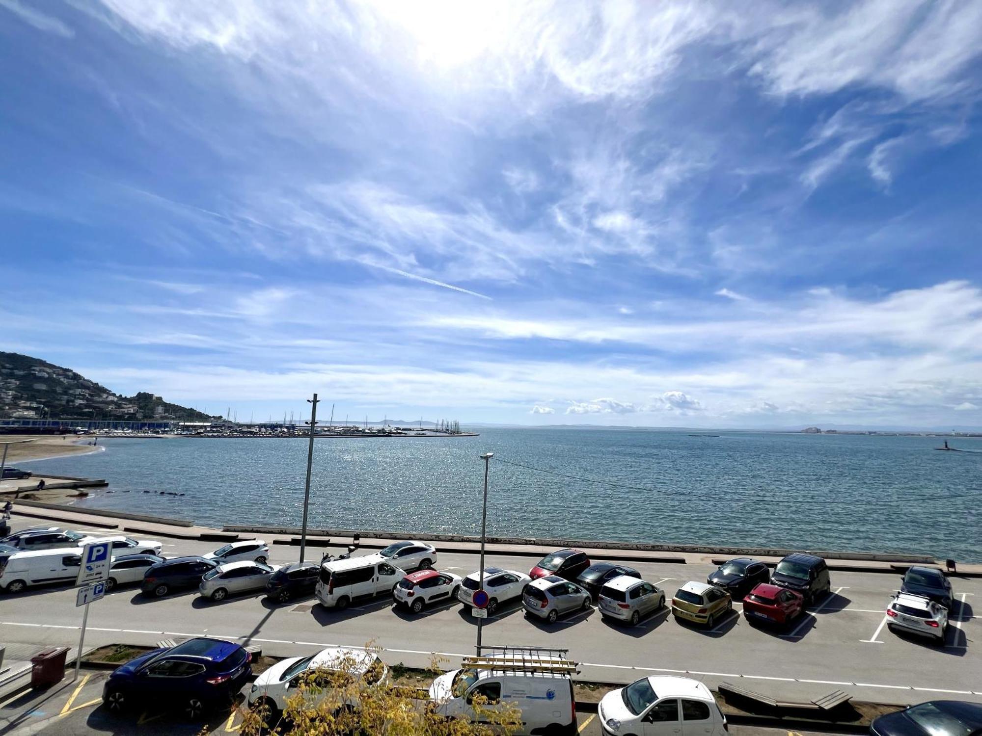 Rhode Vista Al Mar Lägenhet Rosas Exteriör bild